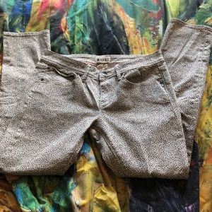 Straight leg leopard jeans